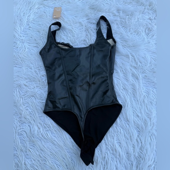 Sleek Black Faux Leather Bodysuit - Picture 3 of 3